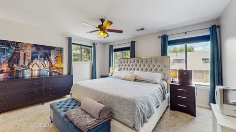 Bedroom - 17 Creekside Cir N #D, Elgin, IL 60123 photo 1 of 4
