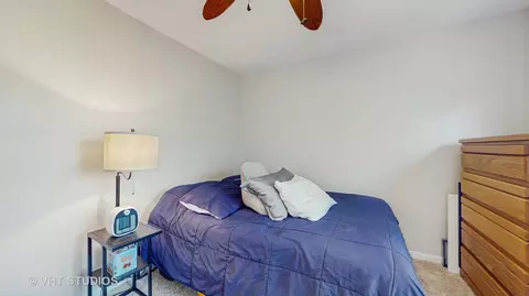 Bedroom - 17 Creekside Cir N #D, Elgin, IL 60123 photo 4 of 4