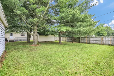 Exterior - 416 W Wing St, Bement, IL 61813 photo 7 of 8