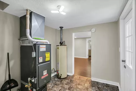 Entry Way - 416 W Wing St, Bement, IL 61813 photo 1 of 1