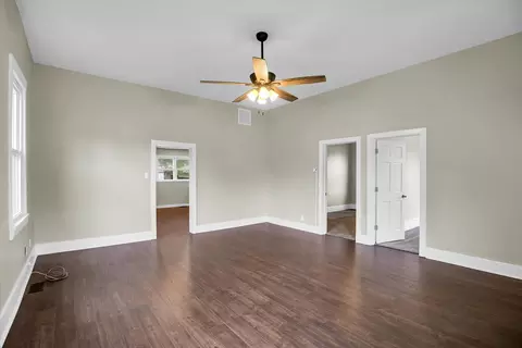 Living - 416 W Wing St, Bement, IL 61813 photo 4 of 4