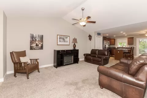174 Cassidy Rd, Normal, IL 61761 photo 4