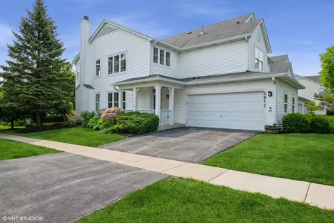 2877 Falling Waters Ln #2877, Lindenhurst, IL 60046