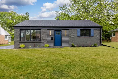 328 Nassau St, Park Forest, IL 60466