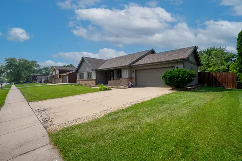 131 Heritage Dr, Minooka, IL 60447 photo 47