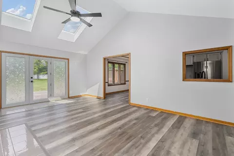 131 Heritage Dr, Minooka, IL 60447 photo 12