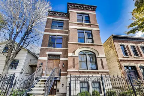 2639 N Sheffield Ave #2, Chicago, IL 60614
