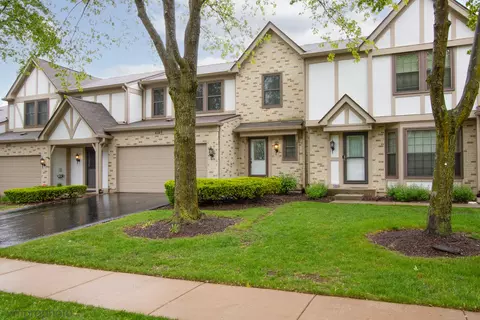 4549 Topaz Dr, Hoffman Estates, IL 60192
