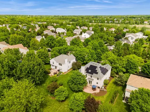 View/Area - 727 Sumac Dr, Aurora, IL 60506 photo 8 of 14