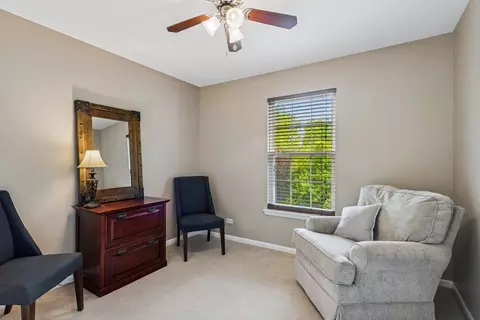 Bedroom - 727 Sumac Dr, Aurora, IL 60506 photo 2 of 3