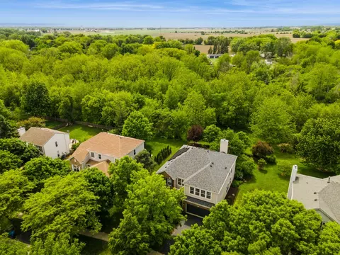 View/Area - 727 Sumac Dr, Aurora, IL 60506 photo 10 of 14