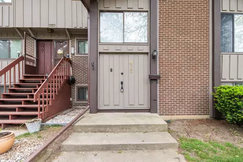 Other - 675 Circle Dr, Roselle, IL 60172 photo 2 of 8