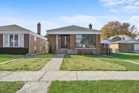 3834 S 61st Ct, Cicero, IL 60804