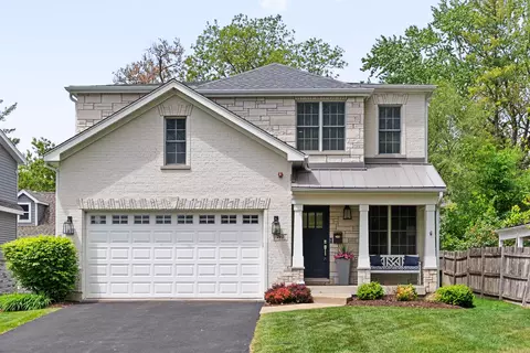 740 S Prairie Ave, Barrington, IL 60010