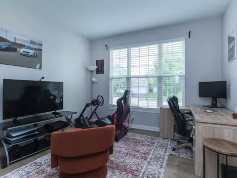 Other - 879 Oak Ridge Blvd, Elgin, IL 60120 photo 5 of 7