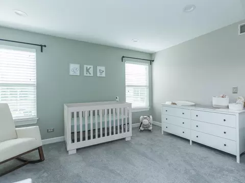 Bedroom - 879 Oak Ridge Blvd, Elgin, IL 60120 photo 2 of 5
