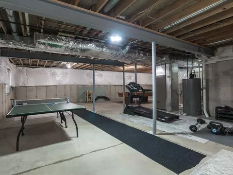 Other - 879 Oak Ridge Blvd, Elgin, IL 60120 photo 6 of 7