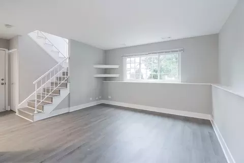 1914 Brookside Ln, Hoffman Estates, IL 60169 photo 13