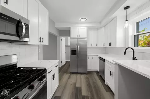 9607 S Bishop St, Chicago, IL 60643 photo 6