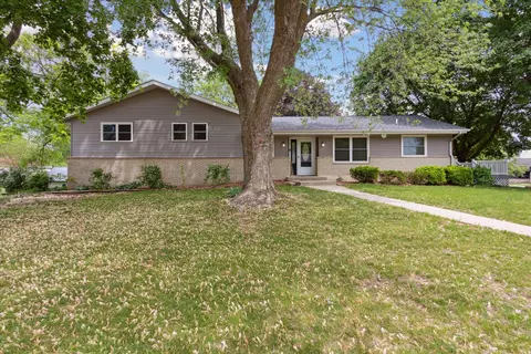 717 S Kennedy St, Shannon, IL 61078