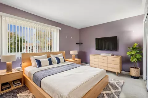 Bedroom - 9561 Dee Rd #2G, Des Plaines, IL 60016 photo 2 of 2
