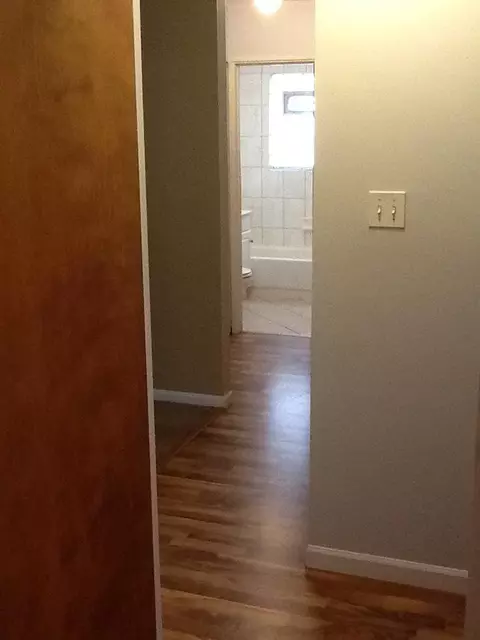 Entry Way - 2307 Jay Ln, Rolling Meadows, IL 60008 photo 1 of 2