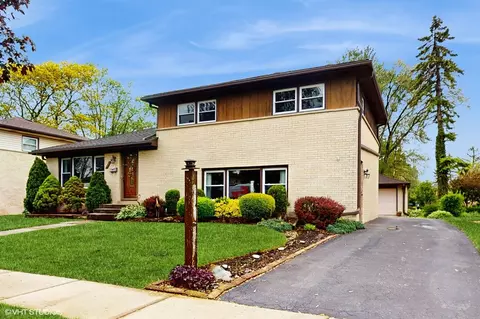 1391 Marcy Ln, Wheeling, IL 60090