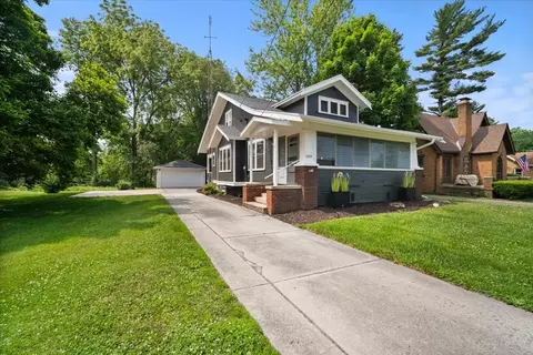 1009 Hovey Ave, Normal, IL 61761