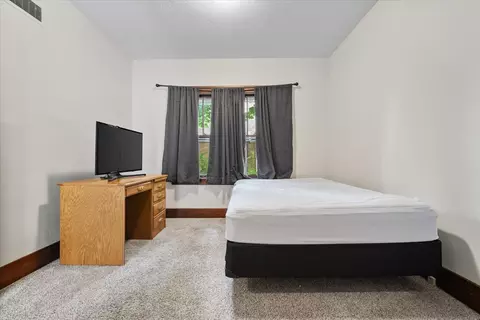 Bedroom - 1009 Hovey Ave, Normal, IL 61761 photo 1 of 5