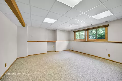 211 Lorien Ct, East Dundee, IL 60118 photo 15