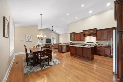 Other - 471 59th St, Lisle, IL 60532 photo 2 of 10