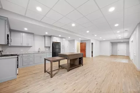 Kitchen - 471 59th St, Lisle, IL 60532 photo 6 of 6