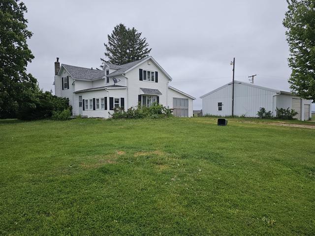23018 Freeport Rd, Sterling, IL 61081 | MLS# 12371467 | 19 Photos - Movoto
