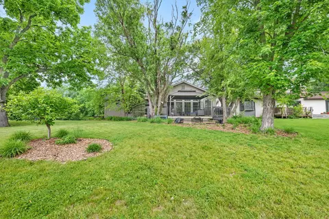 Exterior - 480 Logue Cir, Seneca, IL 61360 photo 7 of 8