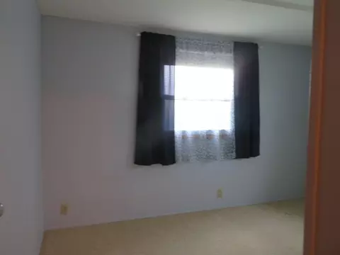 Bedroom - 321 Maple Dr, Morris, IL 60450 photo 4 of 7