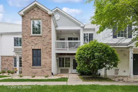 1504 Mcclure Rd #1504, Aurora, IL 60505
