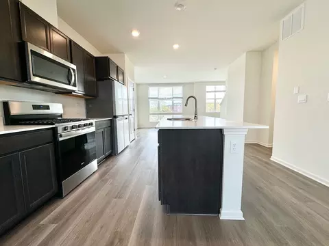 371 Summit Cir, Lombard, IL 60148 photo 5