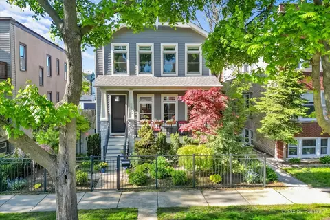 2426 W Warner Ave, Chicago, IL 60618