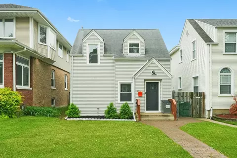 2932 N 75th Ave, Elmwood Park, IL 60707