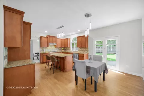 11650 Liberty Ln, Plainfield, IL 60585 photo 7
