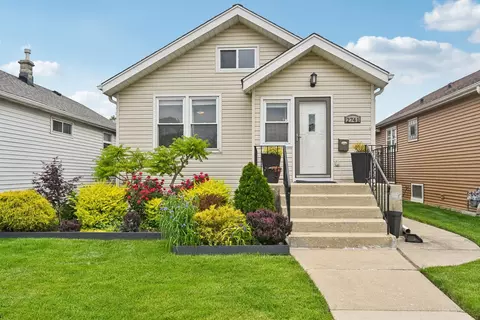 2741 N 75th Ave, Elmwood Park, IL 60707
