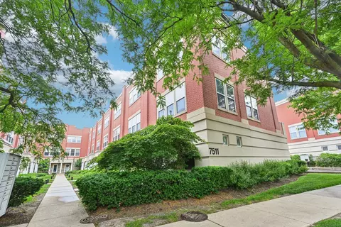 7511 Brown Ave #N, Forest Park, IL 60130