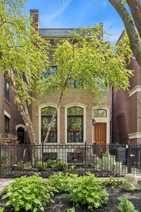 3823 N Wayne Ave, Chicago, IL 60613 photo 44