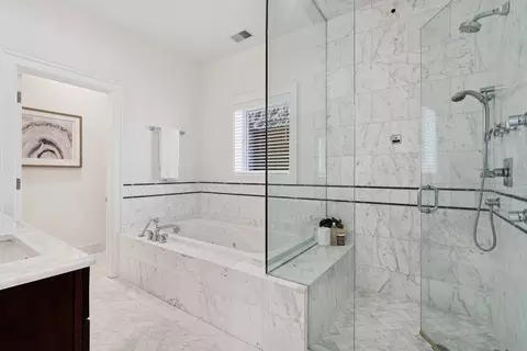 3823 N Wayne Ave, Chicago, IL 60613 photo 18