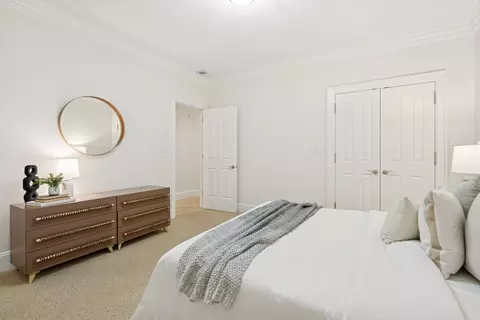 3823 N Wayne Ave, Chicago, IL 60613 photo 36