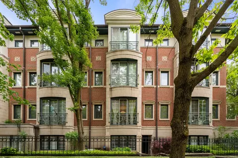 1429 S Prairie Ave, Chicago, IL 60605