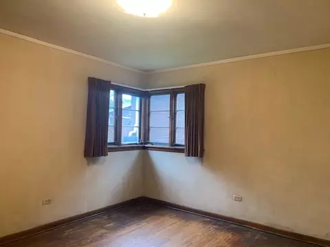 Bedroom - 321 E Washington St, Ottawa, IL 61350 photo 2 of 4
