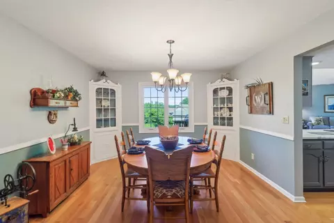 554 Baintree Rd, Davis, IL 61019 photo 10