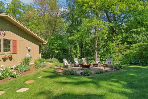 554 Baintree Rd, Davis, IL 61019 photo 4