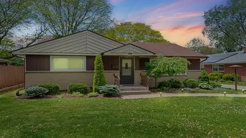 1210 Gorham Pl, Rockford, IL 61107